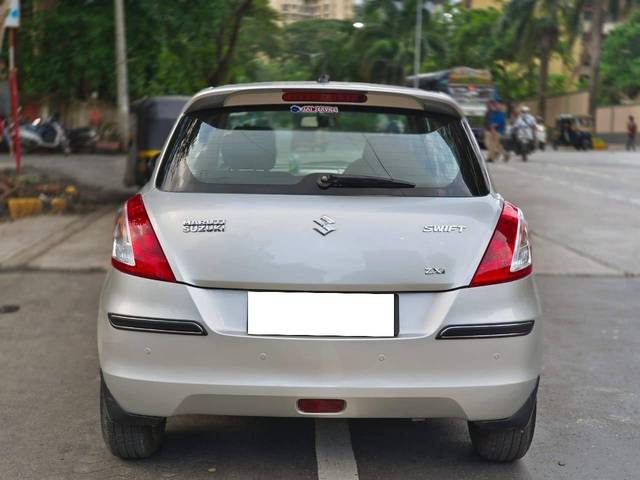 https://images10.gaadi.com/usedcar_image/4606354/original/processed_2e030db6d118951f18de8533cecc0b9d.jpg?imwidth=6402