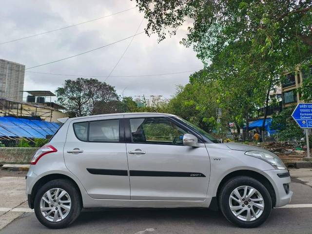 https://images10.gaadi.com/usedcar_image/4606354/original/processed_7fd4b1eb0682e1ad7ef20b90c02920bf.jpg?imwidth=6401