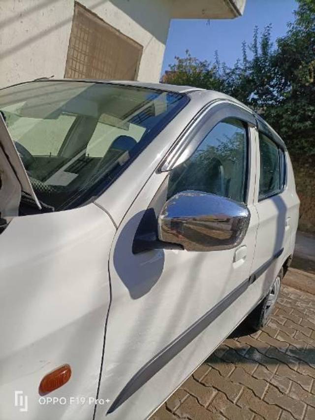 https://images10.gaadi.com/usedcar_image/4606368/original/processed_55b828ac-2c60-49bd-a7e0-f0dedbb1fcfd.jpg?imwidth=6401