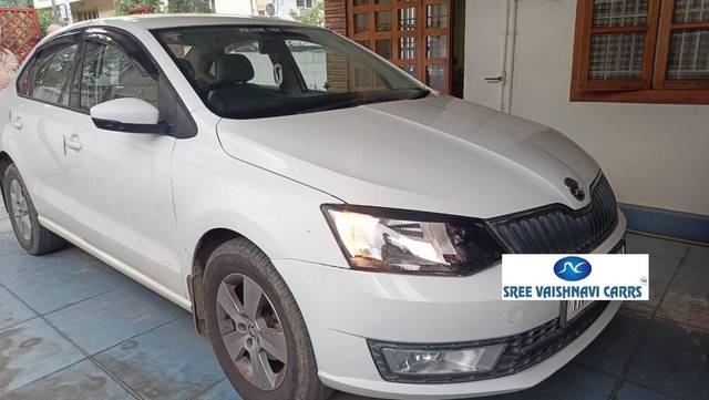 https://images10.gaadi.com/usedcar_image/4606374/original/processed_3830d966d210aa54e6d694303bcff6e9.jpg?imwidth=6400