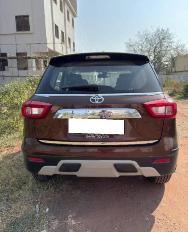 https://images10.gaadi.com/usedcar_image/4606403/original/processed_bb9211e3-10cb-4e4c-8549-e664a050a1b1.jpg?imwidth=6401