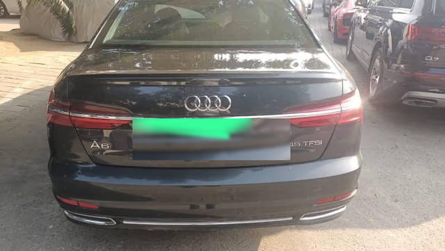 https://images10.gaadi.com/usedcar_image/4606439/original/a354ec06-23e1-436c-9eab-1dc814c00928.png?imwidth=6401