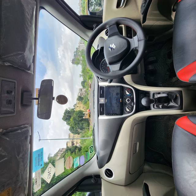 https://images10.gaadi.com/usedcar_image/4606444/original/39b1c5c083939d18c149bb5b3c5b1a4a.jpg?imwidth=6401