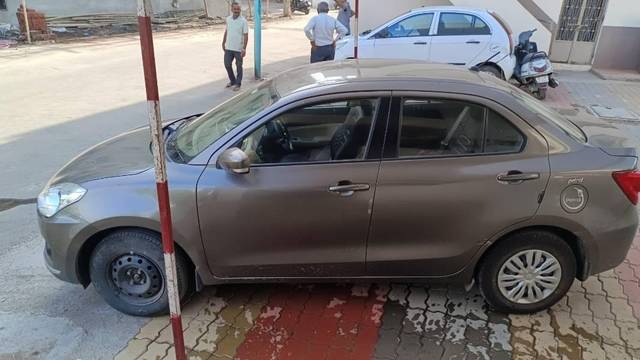 https://images10.gaadi.com/usedcar_image/4606449/original/processed_0b1da473-17d0-4a92-9cfd-923af8e78569.jpg?imwidth=6402