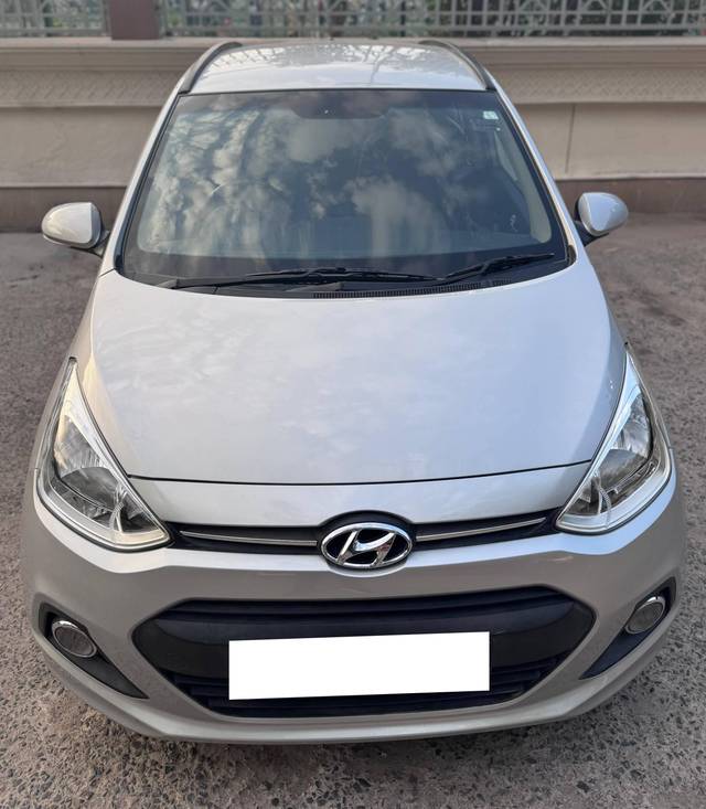 https://images10.gaadi.com/usedcar_image/4606457/original/processed_7f92dec8ec1079f580a271b8d2d775f3.jpg?imwidth=6400