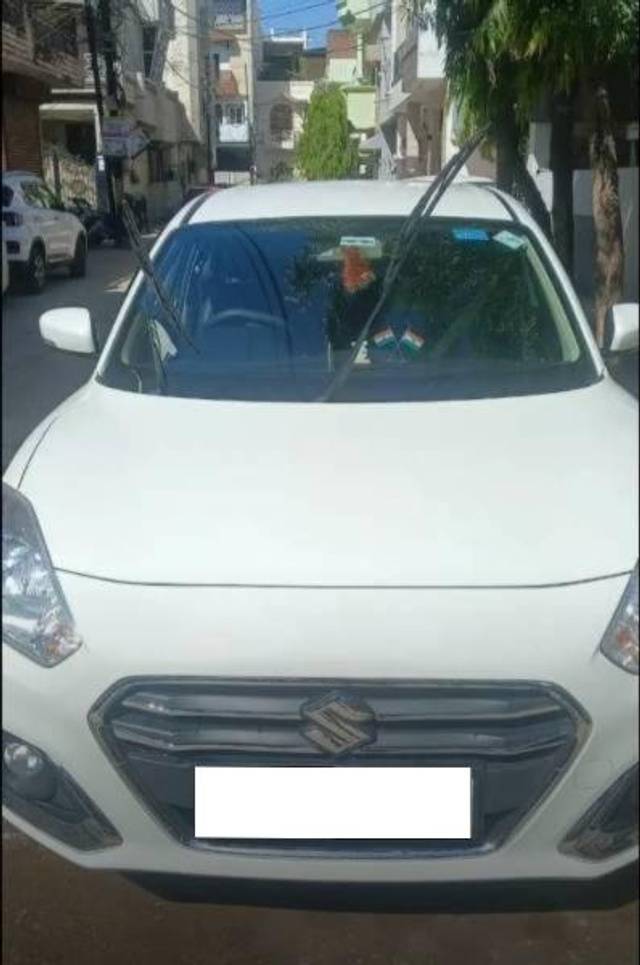 https://images10.gaadi.com/usedcar_image/4606461/original/processed_66ac1ba8-b566-4051-b433-2295d342810f.jpg?imwidth=6400