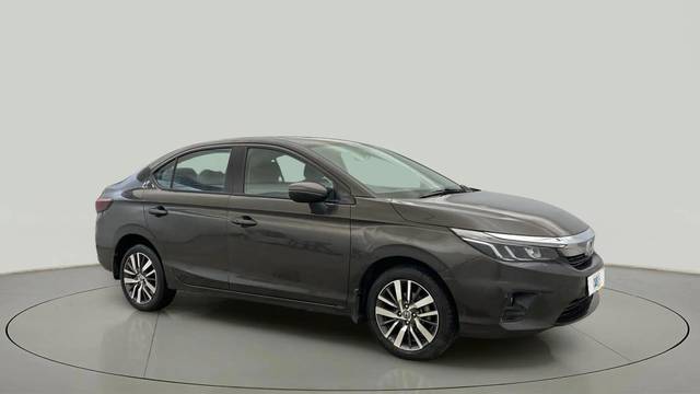 https://images10.gaadi.com/usedcar_image/4606475/original/a28a21065f5a7eb71e4672cdbfdba60f.jpg?imwidth=6400