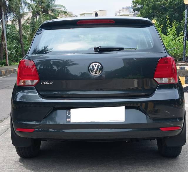 https://images10.gaadi.com/usedcar_image/4606497/original/processed_1b6f5b12eae6de417533eb8f41281272.jpg?imwidth=6402