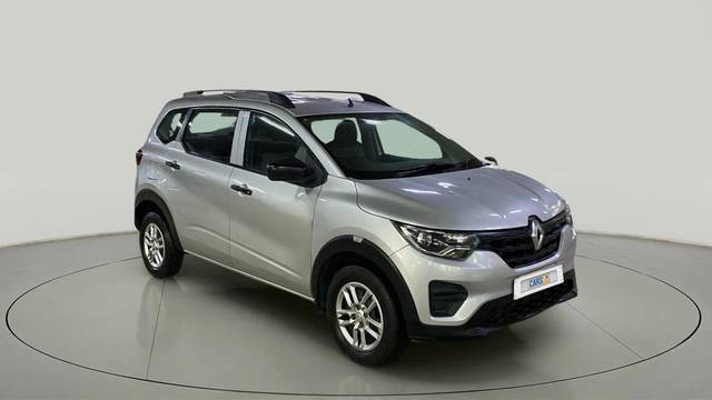 https://images10.gaadi.com/usedcar_image/4606504/original/818f50b27adaedd10a0da8f535483b9a.jpg?imwidth=6400