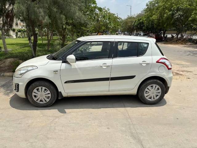 https://images10.gaadi.com/usedcar_image/4606513/original/processed_15a4a4e3-0187-4232-8948-e5abfe4fdcf7.jpeg?imwidth=6402