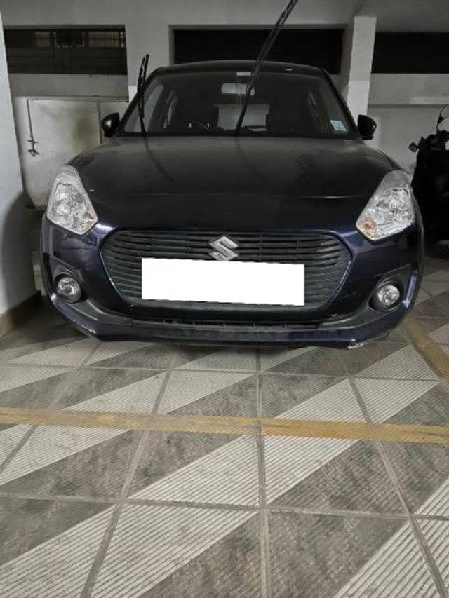 https://images10.gaadi.com/usedcar_image/4606515/original/processed_b7b451ee-357a-41b2-9a59-1b090ab46120.jpeg?imwidth=6400