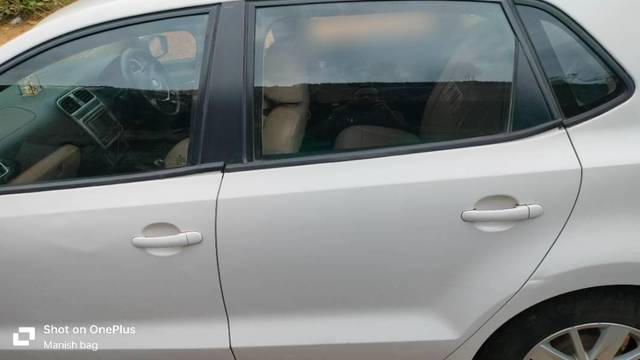 https://images10.gaadi.com/usedcar_image/4606525/original/processed_d26a456d-d217-4747-9c5f-ea46cf7bf1af.jpg?imwidth=6401