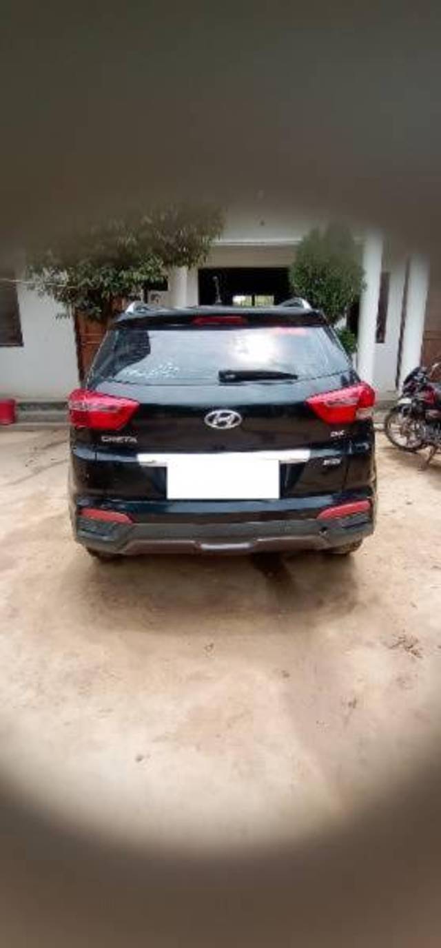 https://images10.gaadi.com/usedcar_image/4606551/original/processed_bebe64eb-51d1-4ff8-9d43-a2df18ecc83f.jpg?imwidth=6402