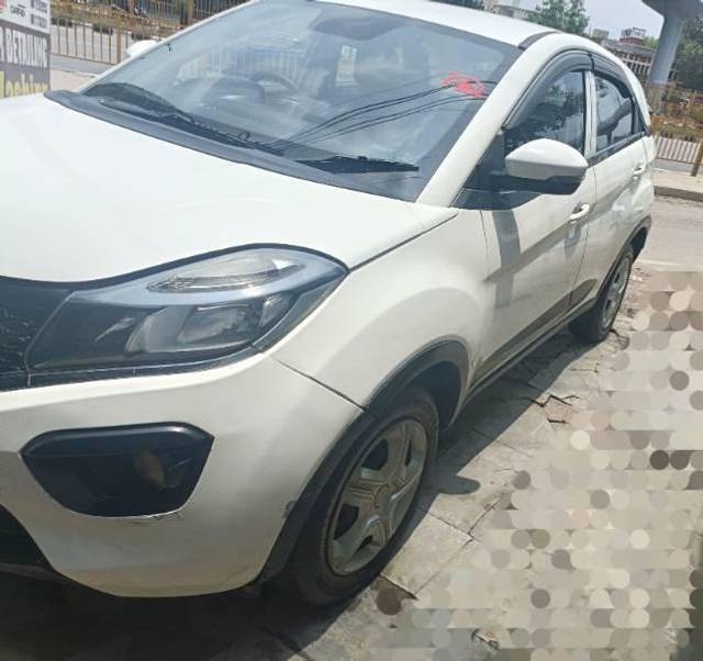 https://images10.gaadi.com/usedcar_image/4606647/original/processed_e7240ef6-b3bc-4626-82f9-5af9d17e5c4b.jpg?imwidth=6400
