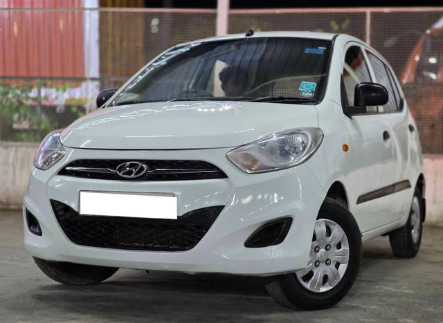 https://images10.gaadi.com/usedcar_image/4606753/original/processed_8603874011d66bc03449f2b04d32e957.jpg?imwidth=6402