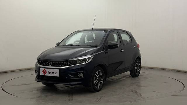 https://images10.gaadi.com/usedcar_image/4606754/original/d5975033eae6bee565f3947829c17cca.JPG?imwidth=6400
