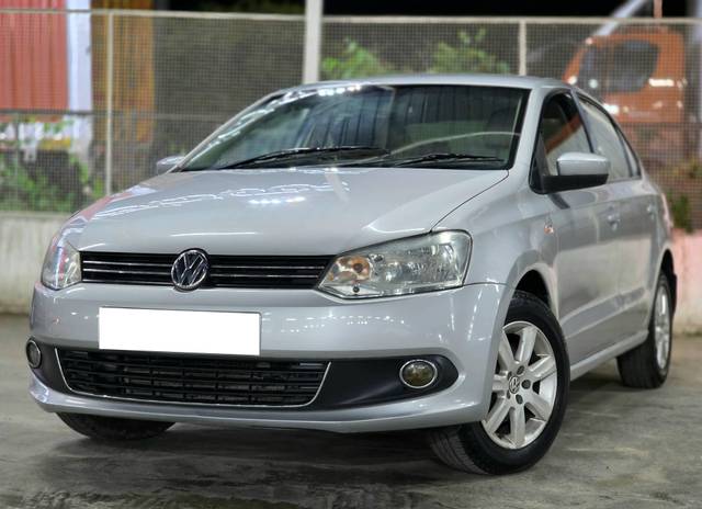 https://images10.gaadi.com/usedcar_image/4606757/original/processed_f19c39fd8a229c3e513cc28cc9db844c.jpg?imwidth=6402