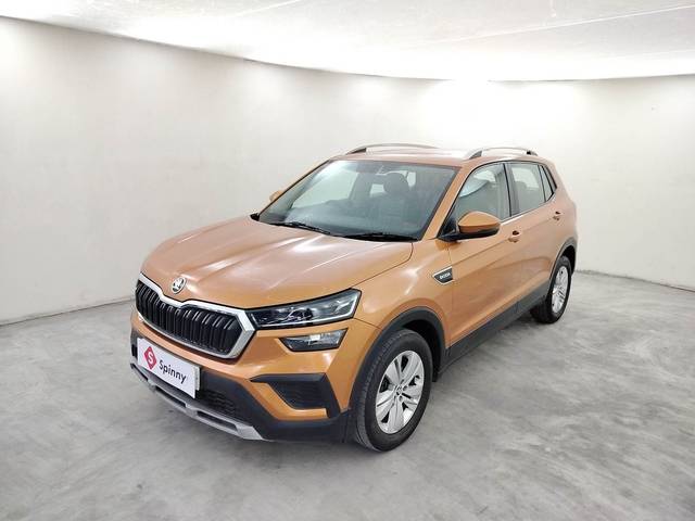https://images10.gaadi.com/usedcar_image/4606829/original/77569434f125e306ef839711f804dec2.jpg?imwidth=6400
