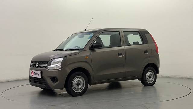 https://images10.gaadi.com/usedcar_image/4606866/original/c1aa8266a54f8c52b617abc2a227e487.JPG?imwidth=6400