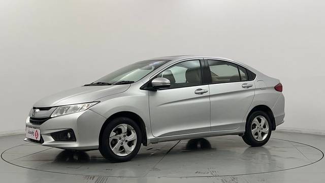 https://images10.gaadi.com/usedcar_image/4606884/original/ca487b3fd2091d51fa73f0e5301a3308.JPG?imwidth=6400