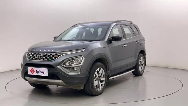 https://images10.gaadi.com/usedcar_image/4606915/original/c90f9370b383e8dfc106649b323ee8f0.JPG?imwidth=6400