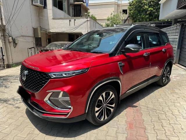 https://images10.gaadi.com/usedcar_image/4606963/original/processed_0510edda-56a7-43e6-8946-ef45dfe4a00a.jpeg?imwidth=6402