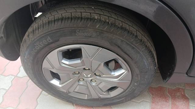https://images10.gaadi.com/usedcar_image/4606985/original/dc0ea544d85f232d179a7ff33e04d64c.jpg?imwidth=6402