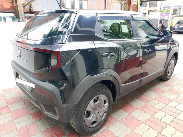 https://images10.gaadi.com/usedcar_image/4606985/original/processed_e3b28d37ce5e628beb1db68571ebbc90.jpg?imwidth=6401