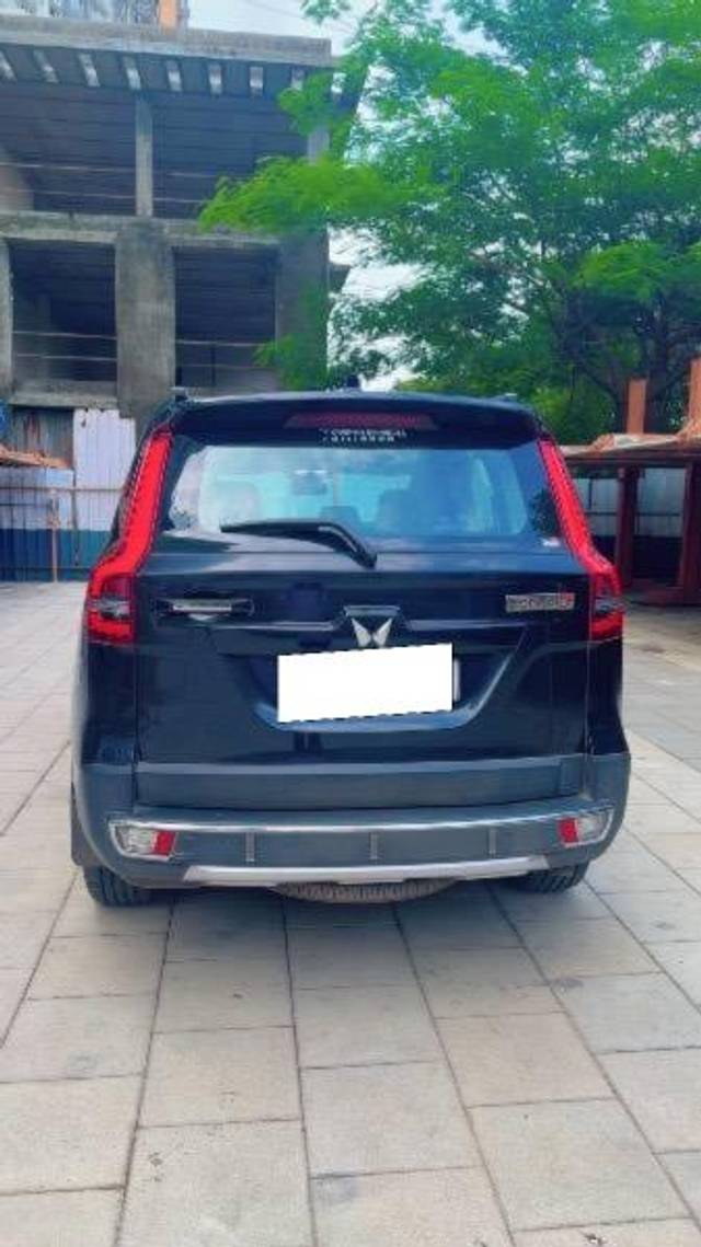 https://images10.gaadi.com/usedcar_image/4606986/original/processed_b06da432-86ec-4f9c-bb72-02924e363ac0.jpeg?imwidth=6401