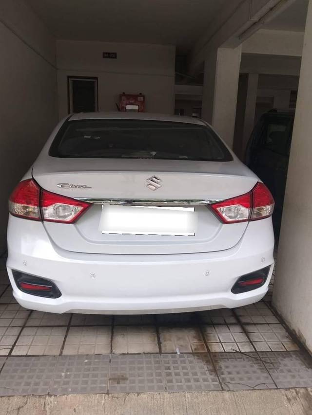 https://images10.gaadi.com/usedcar_image/4607005/original/processed_processed_314e62a6-b5ab-429a-8717-b7c26313a24c.jpg?imwidth=6400