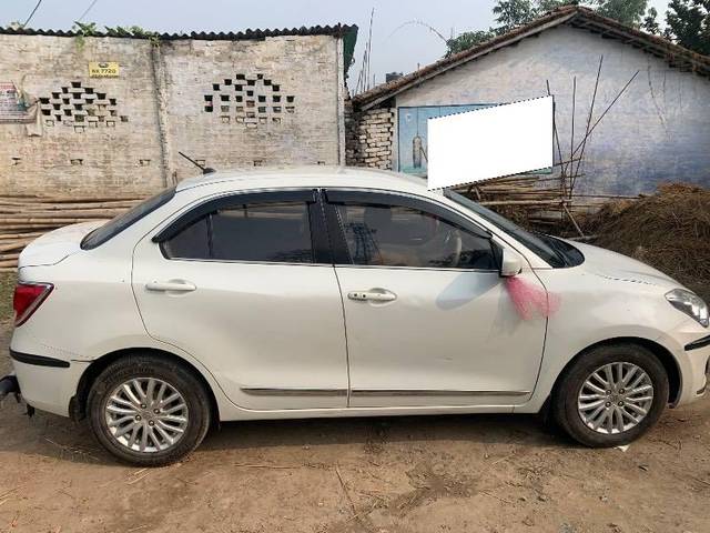 https://images10.gaadi.com/usedcar_image/4607009/original/processed_efc8c16c-e08d-4cd4-acbf-3b29311a1636.jpeg?imwidth=6402