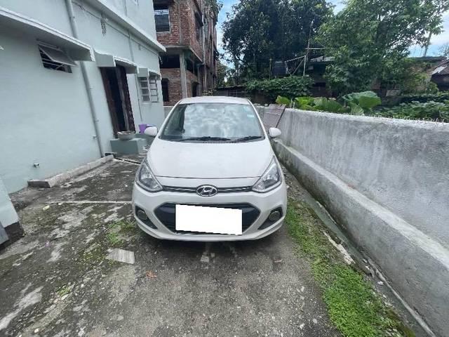 https://images10.gaadi.com/usedcar_image/4607019/original/processed_ddaf51a8-fb24-47e5-87a8-a8149b4be079.jpeg?imwidth=6400