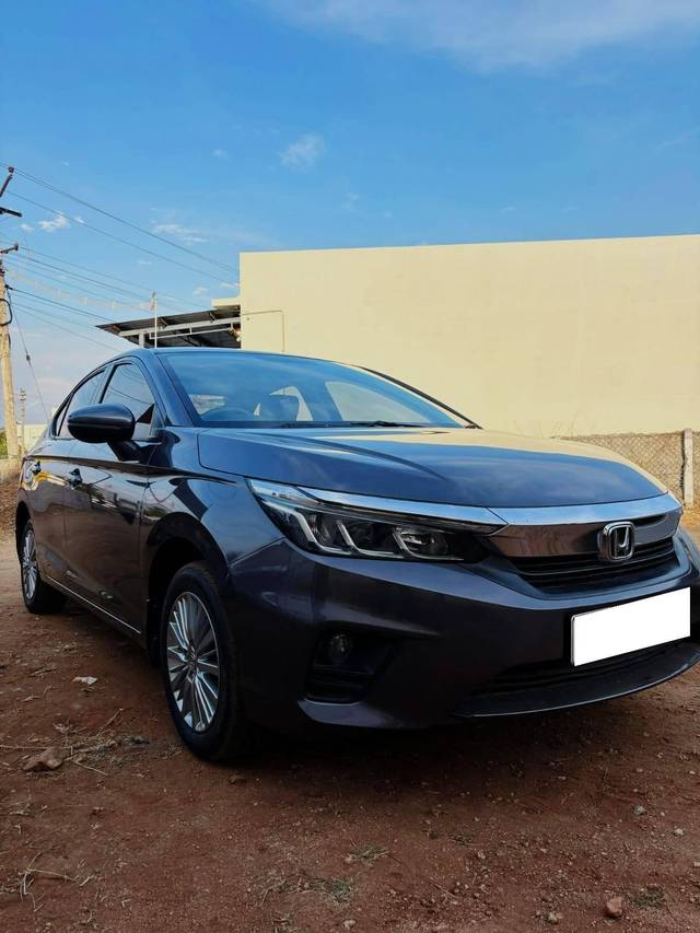 https://images10.gaadi.com/usedcar_image/4607098/original/processed_46ec68b1420dcba698371cd276d35c54.jpg?imwidth=6400