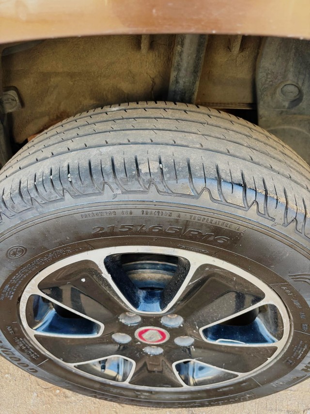 Second-hand 2017 Renault Duster SANDSTORM RXS 85 PS for sale in Karur-5