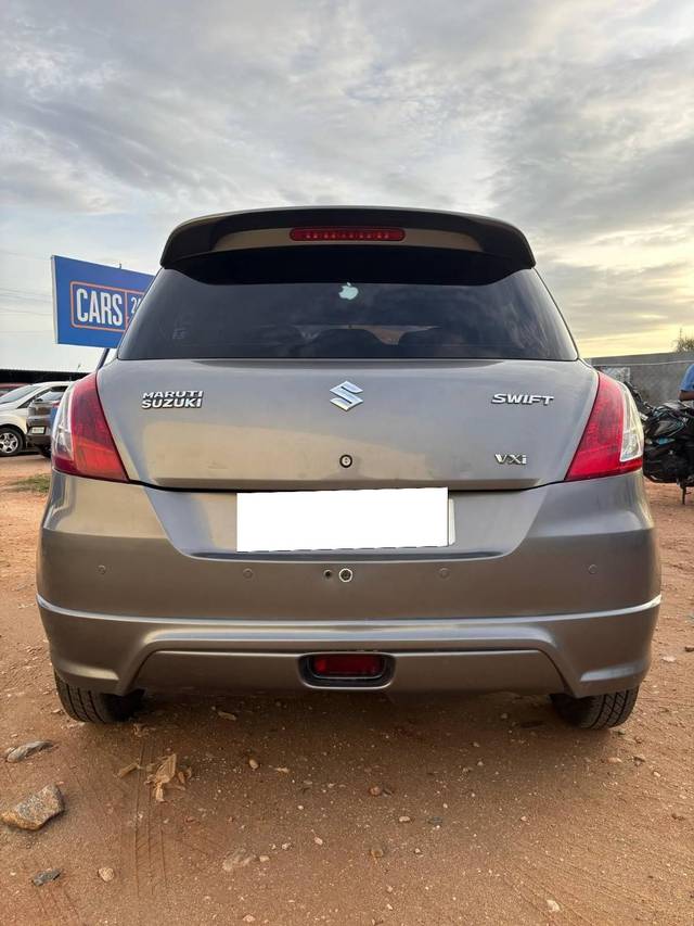 https://images10.gaadi.com/usedcar_image/4607103/original/processed_0f7ff58585007b87fa6191422177a714.jpg?imwidth=6401