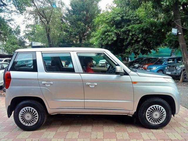 https://images10.gaadi.com/usedcar_image/4607159/original/processed_a870a315d4a565a94d1603ebb07ef4c5.jpeg?imwidth=6401