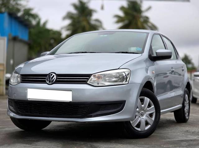 https://images10.gaadi.com/usedcar_image/4607193/original/processed_0aa9fbeeeef028b4f00228f9d1123e59.jpg?imwidth=6402