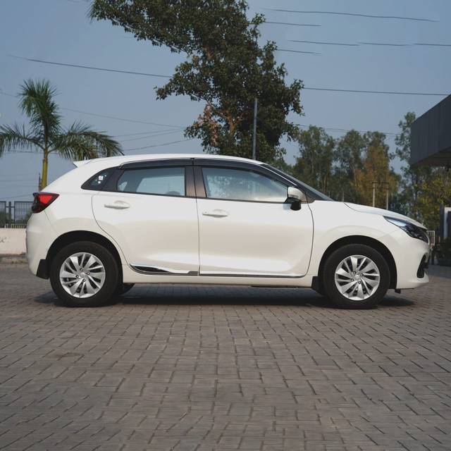 https://images10.gaadi.com/usedcar_image/4607206/original/0cf79f2e94de530e44258a01d1e32495.jpg?imwidth=6401