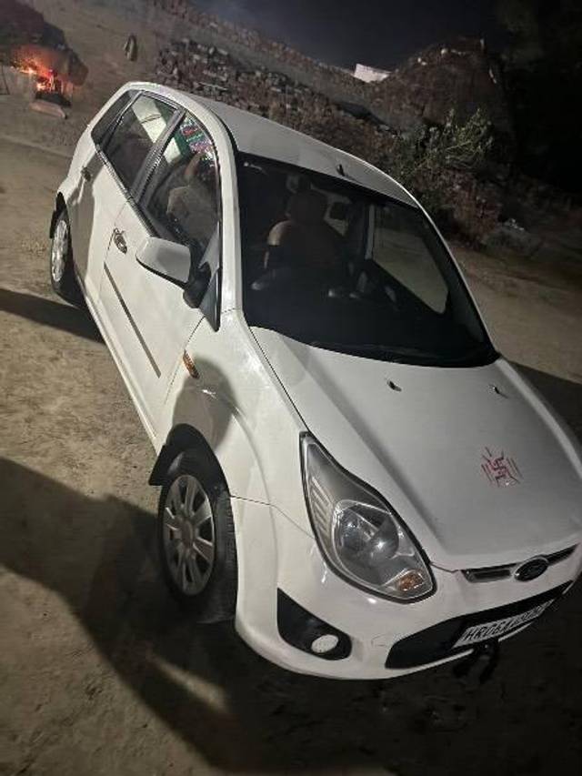 https://images10.gaadi.com/usedcar_image/4607216/original/processed_70d7b7ff-7b1f-41c3-bb24-1ce682597d37.jpeg?imwidth=6400