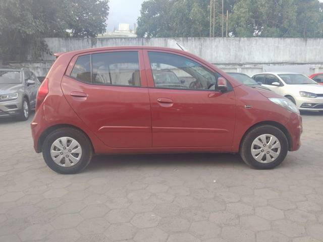 https://images10.gaadi.com/usedcar_image/4607223/original/processed_101aea005e3e69dddce7bbd5187db391.jpg?imwidth=6401
