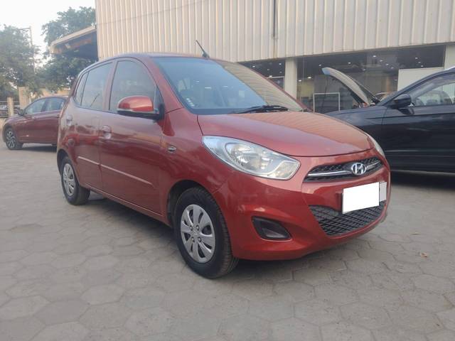 https://images10.gaadi.com/usedcar_image/4607223/original/processed_835a2452c585d2b6855fffcfc32b1d6f.jpg?imwidth=6400