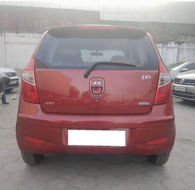 https://images10.gaadi.com/usedcar_image/4607223/original/processed_e05ecf9f496327d5fde20842606bce70.jpg?imwidth=6402