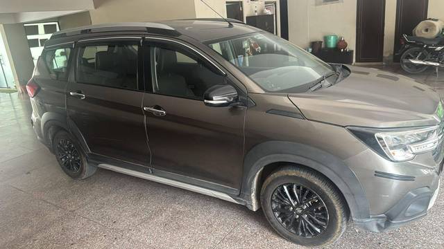 https://images10.gaadi.com/usedcar_image/4607277/original/processed_7a693c83-6f58-41e2-9c72-fdce678d73b3.jpg?imwidth=6401