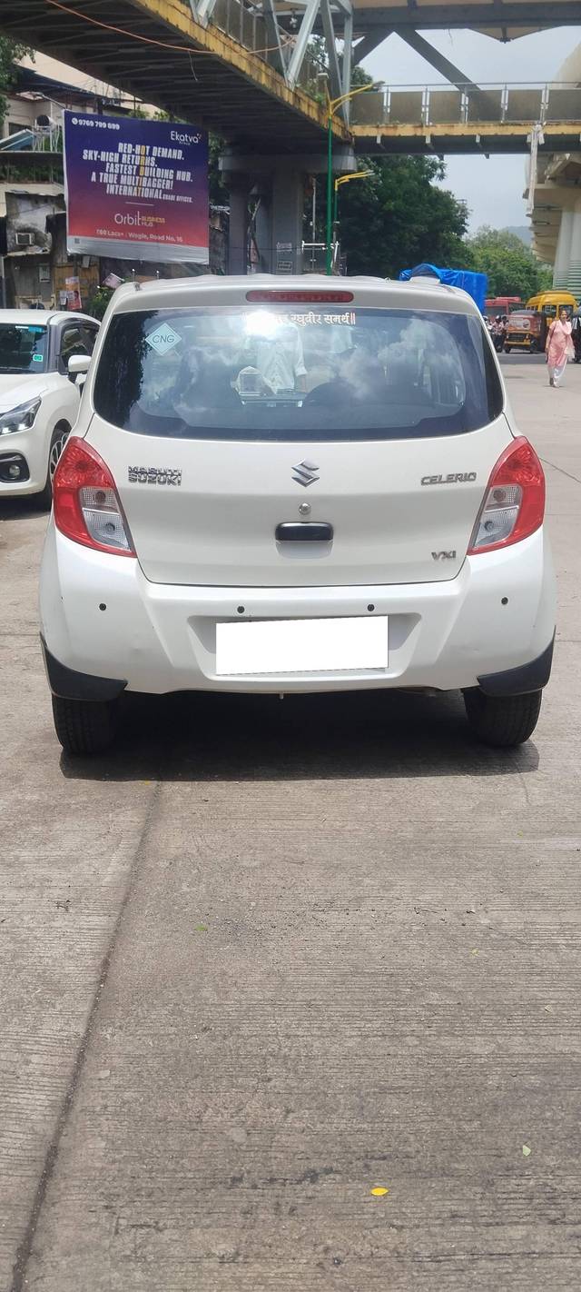 https://images10.gaadi.com/usedcar_image/4607278/original/processed_176bd59e8d0b8818f6f1923739c88f86.jpg?imwidth=6401