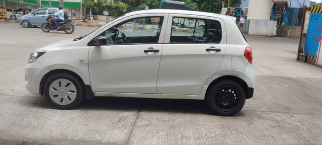 https://images10.gaadi.com/usedcar_image/4607278/original/processed_b7ae639fa4363450c5f34e118603a91f.jpg?imwidth=6402