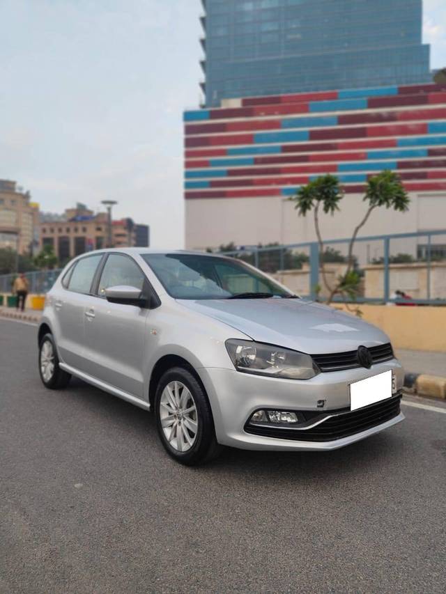 https://images10.gaadi.com/usedcar_image/4607283/original/processed_6b792ad2e0acbfdc28e005439a62e4f5.jpg?imwidth=6400