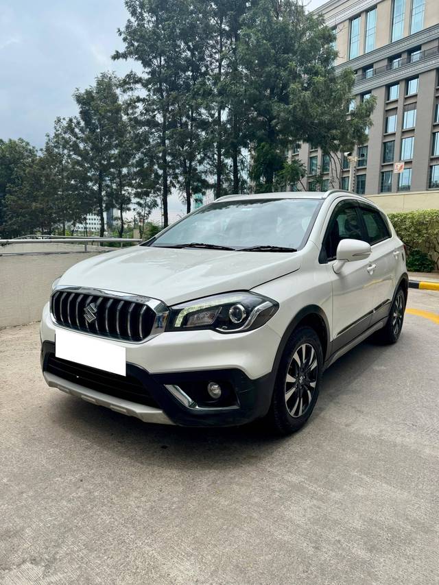 https://images10.gaadi.com/usedcar_image/4607292/original/processed_7a3be3e991b22b2eb53e41a764456e89.jpg?imwidth=6400