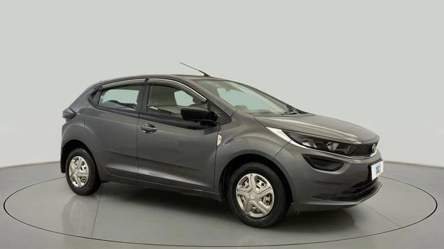 https://images10.gaadi.com/usedcar_image/4607303/original/68e12a47ed8f0011b004aea5b3feb417.jpg?imwidth=6400