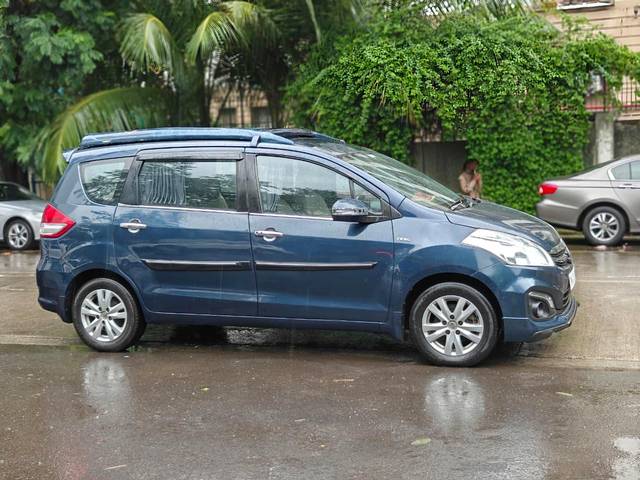 https://images10.gaadi.com/usedcar_image/4607312/original/processed_7510a7b6fe49f3198c09840c9458a0eb.jpg?imwidth=6401