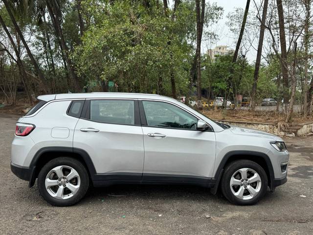 https://images10.gaadi.com/usedcar_image/4607381/original/cb25c2ddb1c4d8abf4c75d7ca5bb3773.jpg?imwidth=6401
